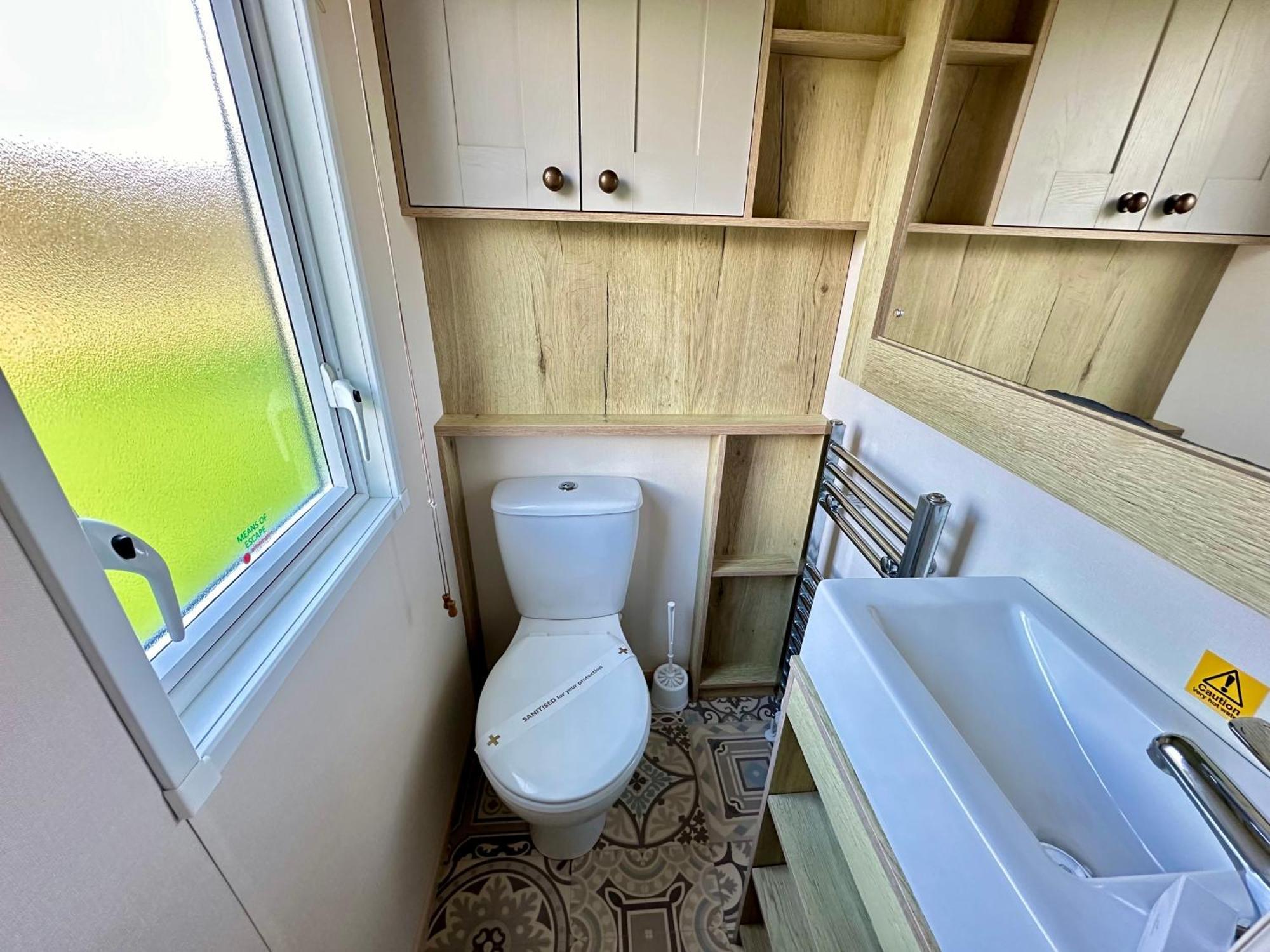 Paws Lodge, Hot Tub, Pet Friendly South Cerney Exterior photo